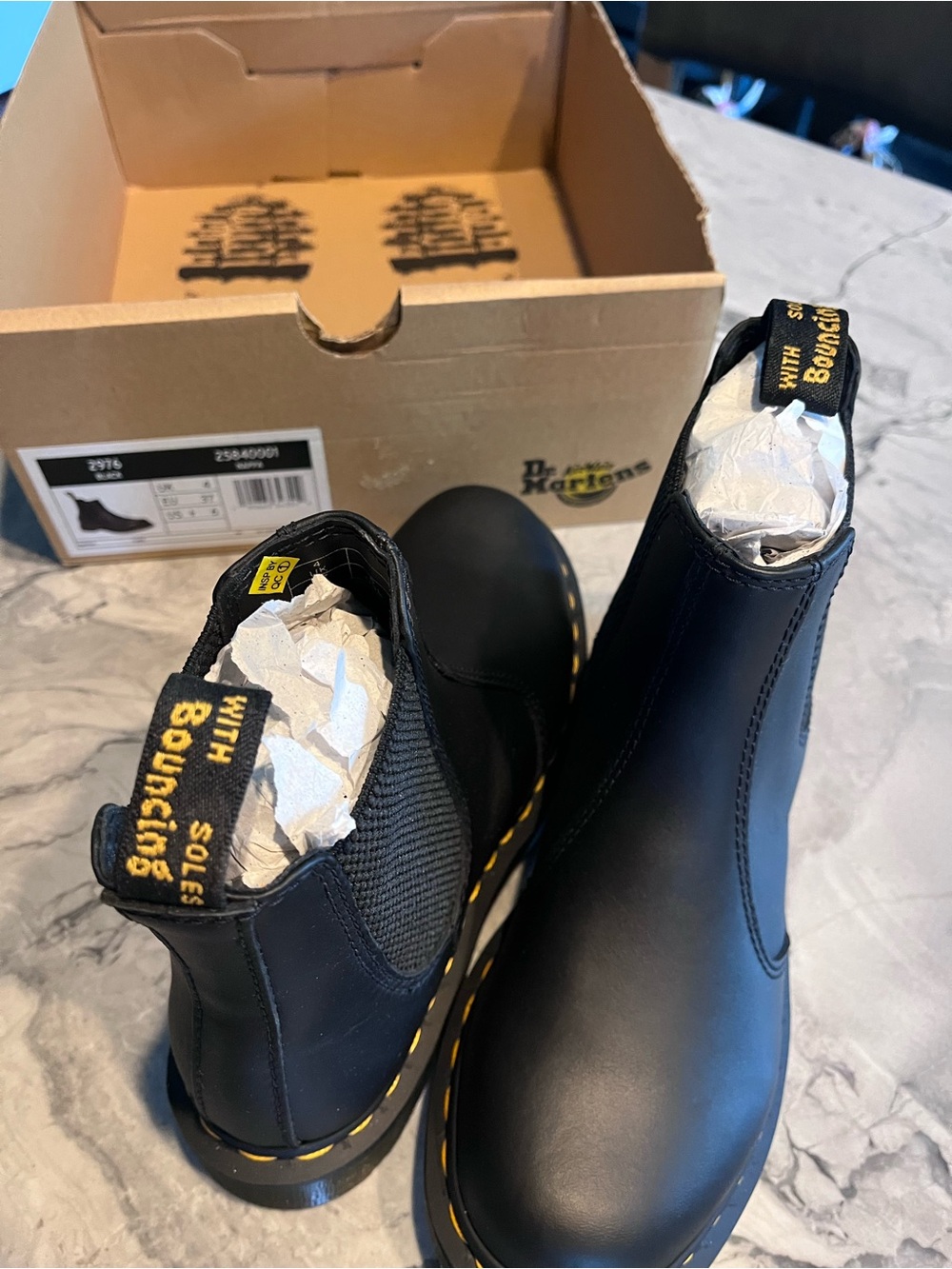 NIB! Dr. Martens Women’s Size 6, 2976 Nappa Leather Chelsea Boots!
